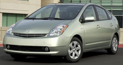 2008-toyota-prius-hybrid.jpg