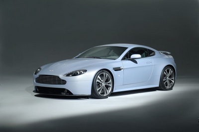 Aston Martin Vantage V12 RS