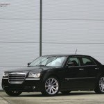 Chrysler-300C-2010-1024x768