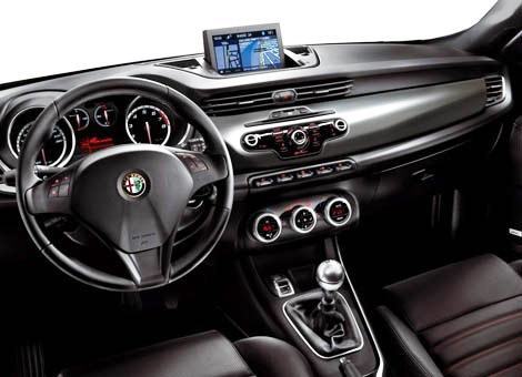 Alfa-Romeo-Giulietta-2010-chico5