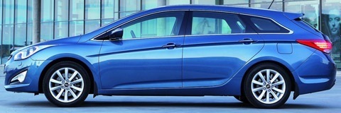 Hyundai-i40_2012_chico2