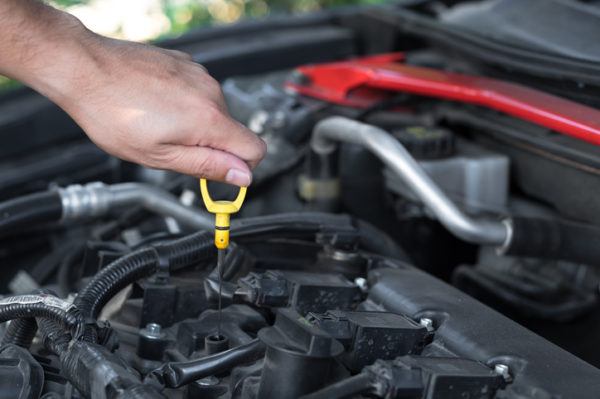 Revision del coche cuando hacerla donde hacerla tipos aceite